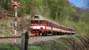 Konec výluky: Na trať mezi Olomouc a Šternberk se vrací vlaky