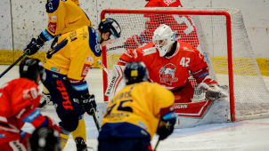Hokejisté HC Olomouc prohráli v Pardubicích