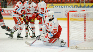 Hokejisté HC Olomouc vezou z Pardubic bod