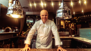 Olomouc přivítala hvězdu, stěhuje se sem kuchařský mág Paulus