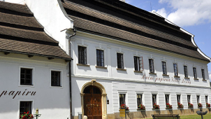 Další památka v UNESCO? O zápis se hlásí ruční papírna