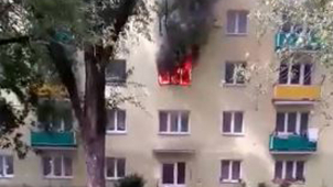 Požár paneláku v Přerově: Drsná evakuace lidí!