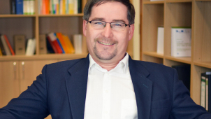 Po FZV mají nového děkana také práva, je jím Václav Stehlík