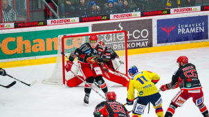 Motor rozdrtil Jestřáby