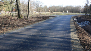 V olomouckých lesích vznikly nové cesty i most