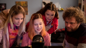 Klusák do své sítě chytil přes dva tisíce sexuálních predátorů