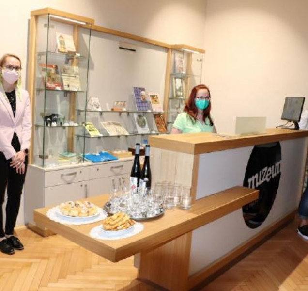 Přerovský zámek má novou recepci, šatnu a zázemí pro průvodce