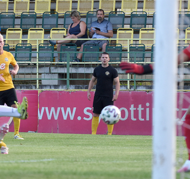 Holice prohrála s Rosicemi a v poháru končí