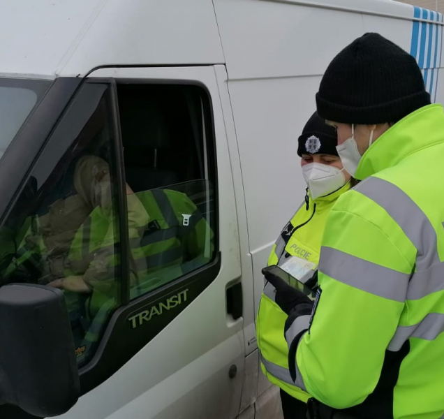 Policisté chystají časté a přísné kontroly i přes víkend