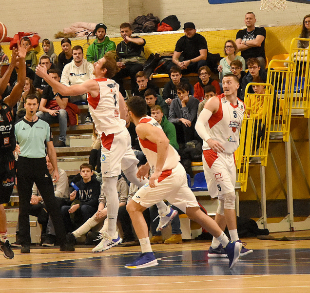 BK REDSTONE dohrává odložený zápas proti USK