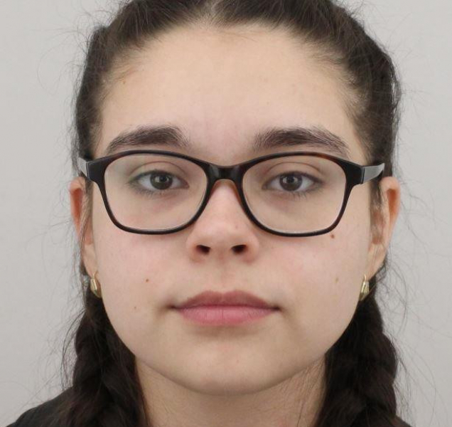 Policisté pátrají po pohřešované dívce