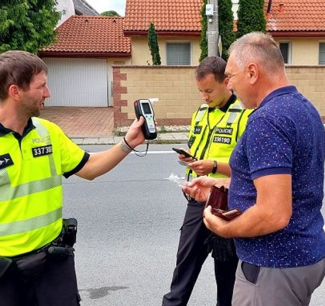 Začátek letních prázdnin aneb kontroly na cestách