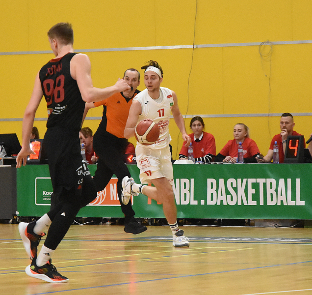 Basketbalisté BK RESTONE prohráli s Nymburkem