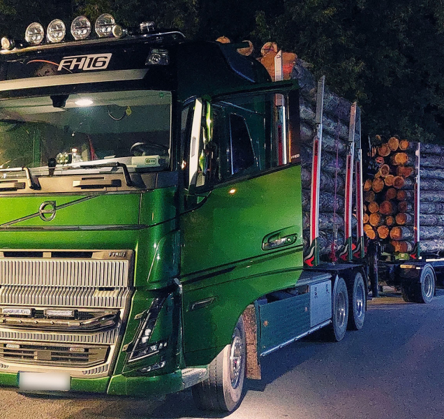 Ohrožoval ostatní řidiče, zaplatil sto tisíc korun