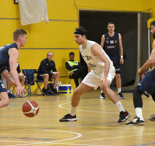 Basketbalisty BK REDSTONE čeká souboj na Slavii