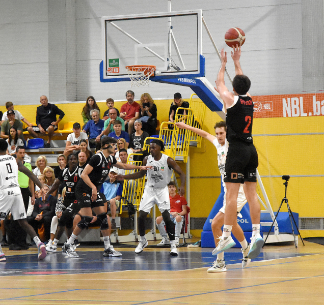 Basketbalisté BK REDSTONE doma s Nymburkem padli