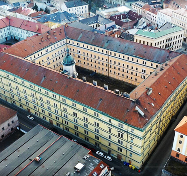 Hanácká kasárna v dražbě vyhrál kupec z Brna