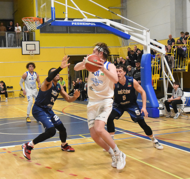 Basketbalisté BK Olomoucko prohráli s Děčínem