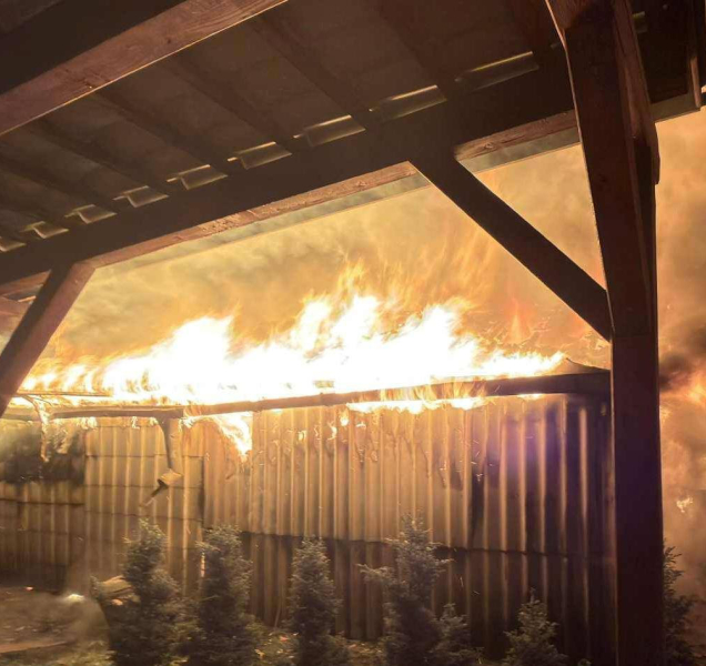 Tři velké požáry, jeden zraněný