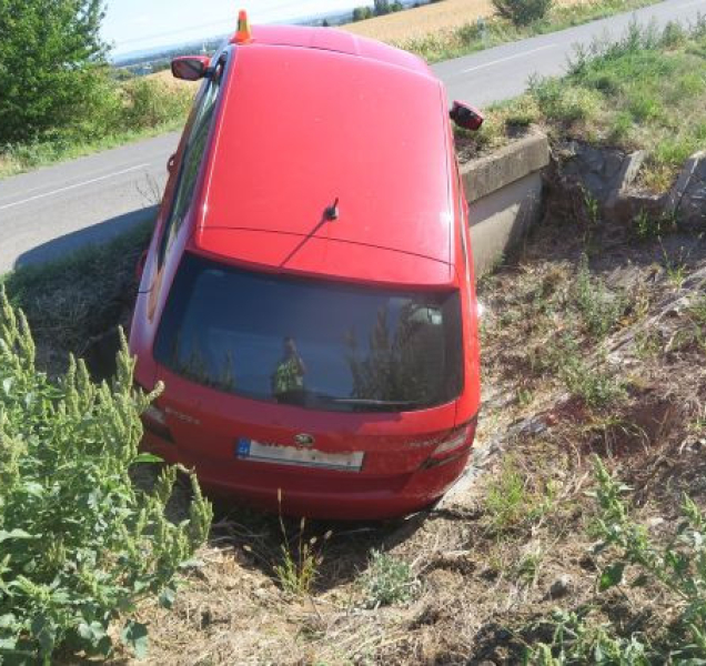 Neděle přinesla tři nehody. U dvou hrál roli alkohol
