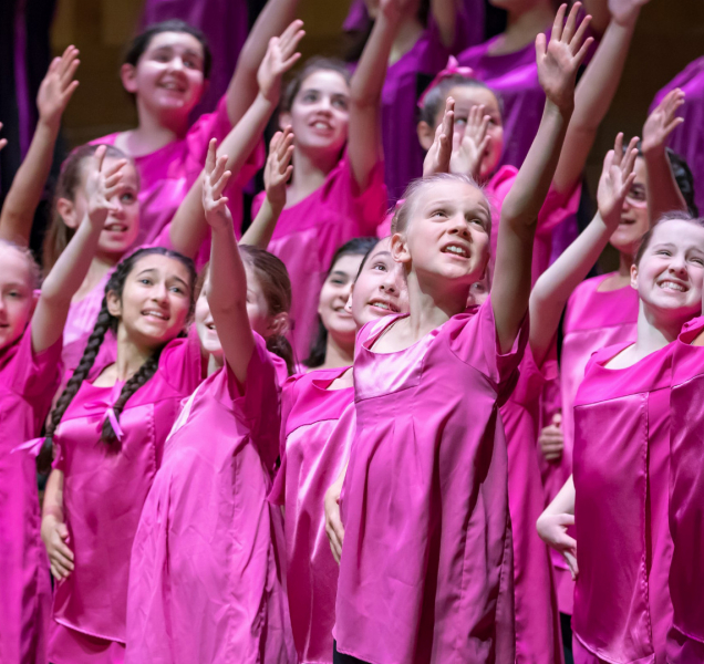 Svátky písní mají letos více než tisíc účastníků