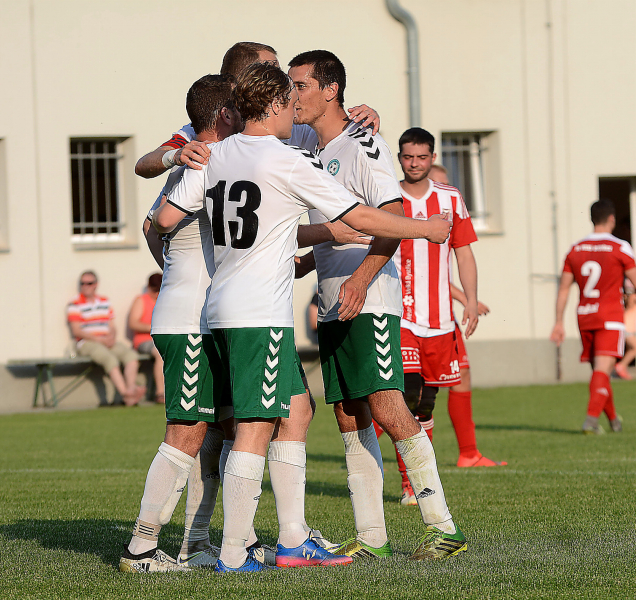 Kožušany přestřílely Velkou Bystřici