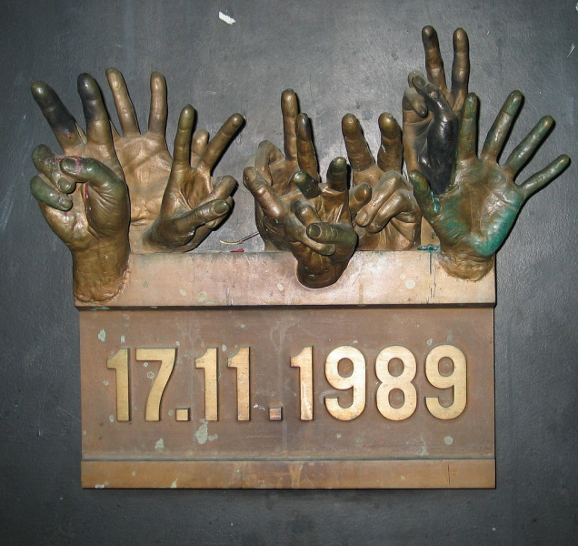 Univerzita během 30. výročí revoluce nabídne bohatý program