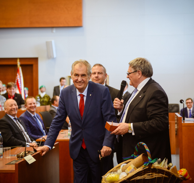Prezident Zeman: Všem bych vám chtěl popřát naději a lásku