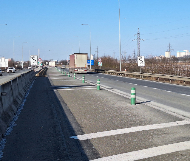 Silnici na Šternberk čekají další omezení